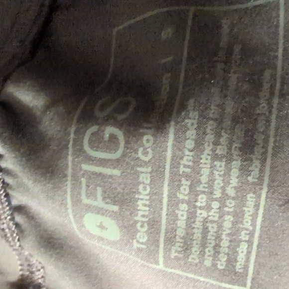 Figs Charcoal Scrub Set - Picture 4 of 5